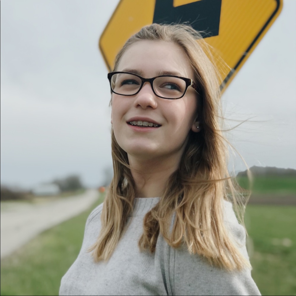 Meet your Posher, Addie